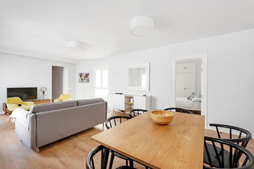 Grand T4 Andalou En Plein Centre De Malaga Ideal Familles Exterior foto