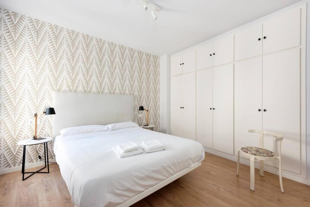 Grand T4 Andalou En Plein Centre De Malaga Ideal Familles Exterior foto