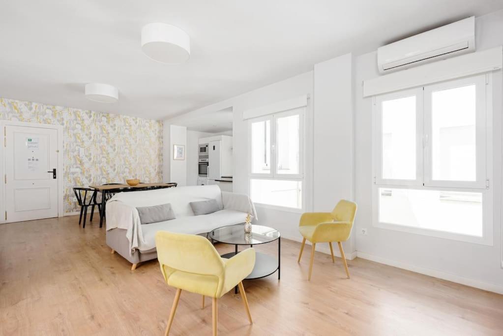 Grand T4 Andalou En Plein Centre De Malaga Ideal Familles Exterior foto